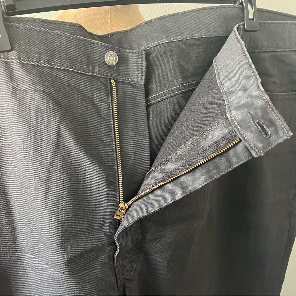 LEVIS Men's sz 60 x 32 541 Dark Gray Zipper Fly Jeans Denim - Picture 5 of 16